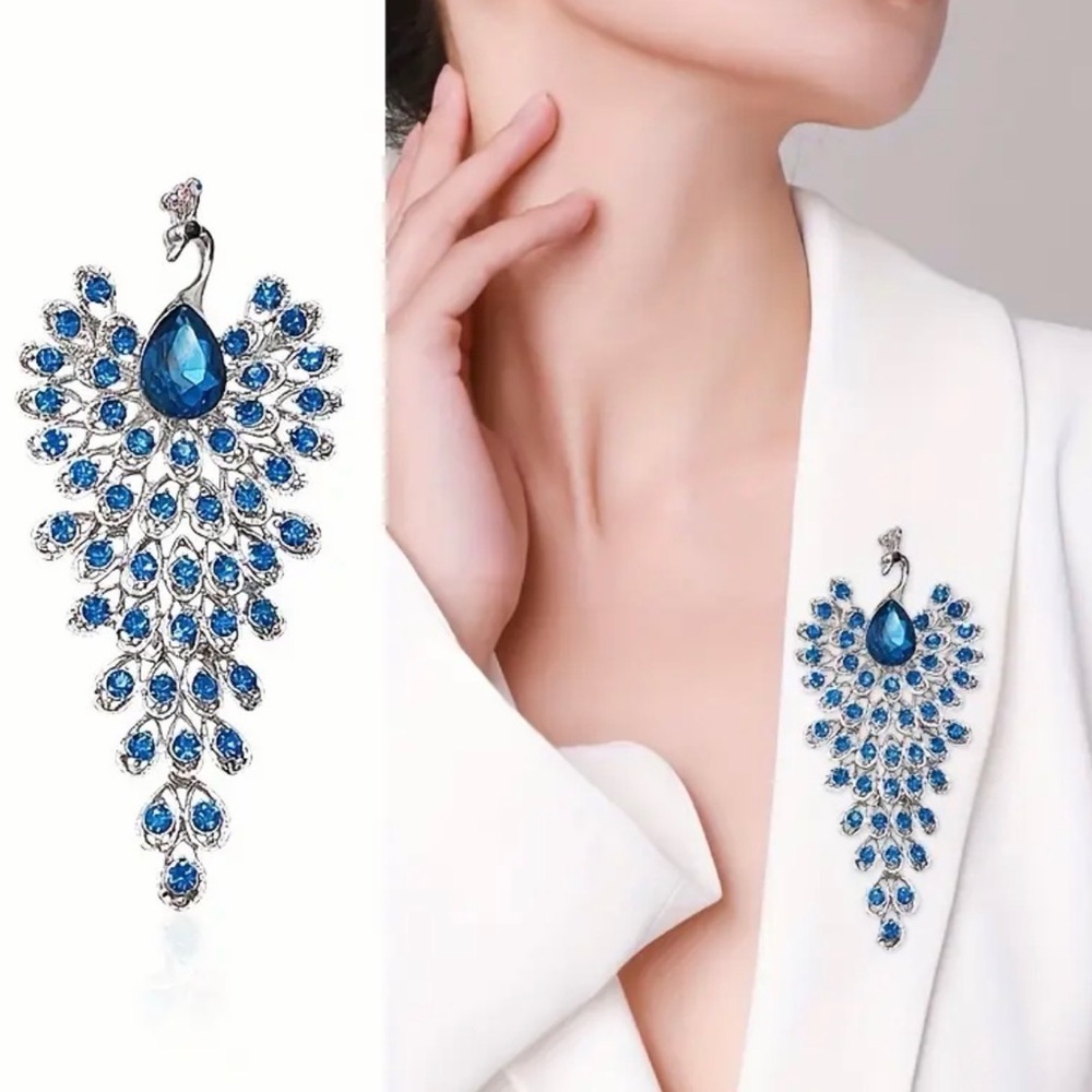 Elegant Blue & Silver Peacock Brooch and Pendant. - Picture 1 of 10